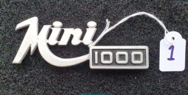 Innocenti Mini 1000 embleem No .1