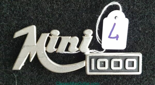 Innocenti Mini 1000 embleem No.4