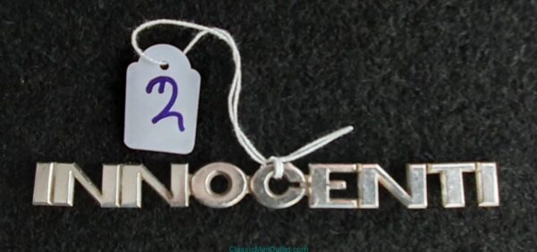 Innocenti achterklep embleem No.2